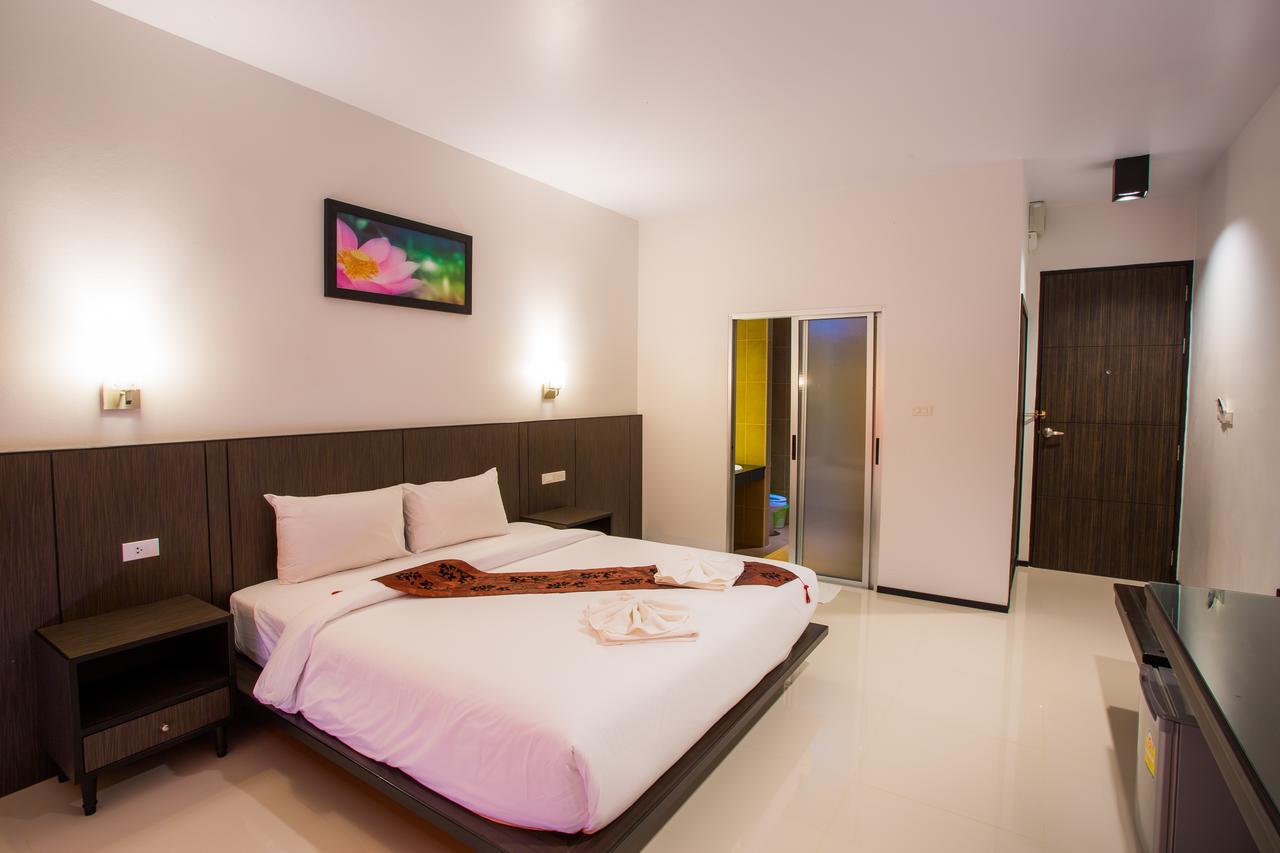 Kanokan Hotel Kanchanaburi Bagian luar foto