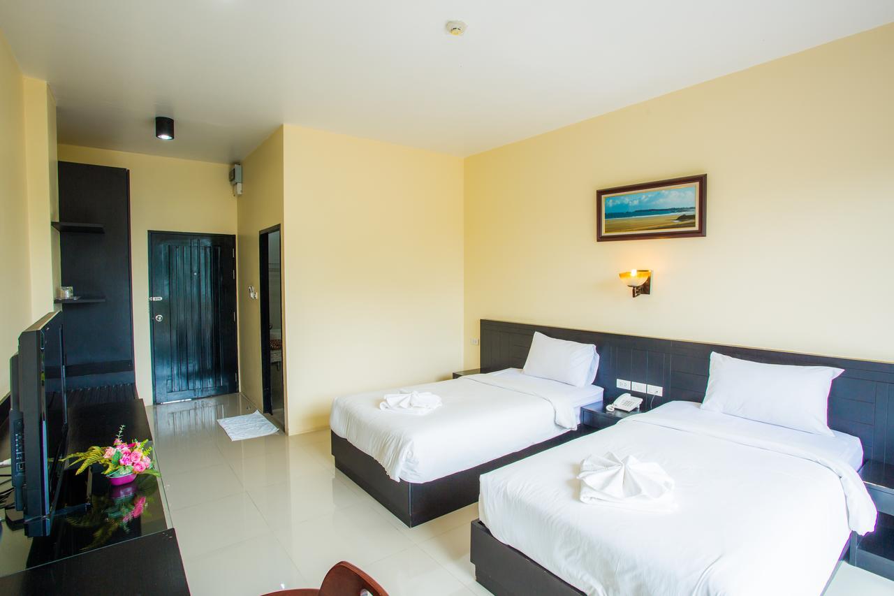 Kanokan Hotel Kanchanaburi Bagian luar foto