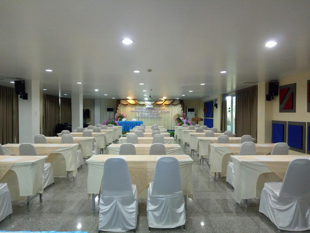 Kanokan Hotel Kanchanaburi Bagian luar foto