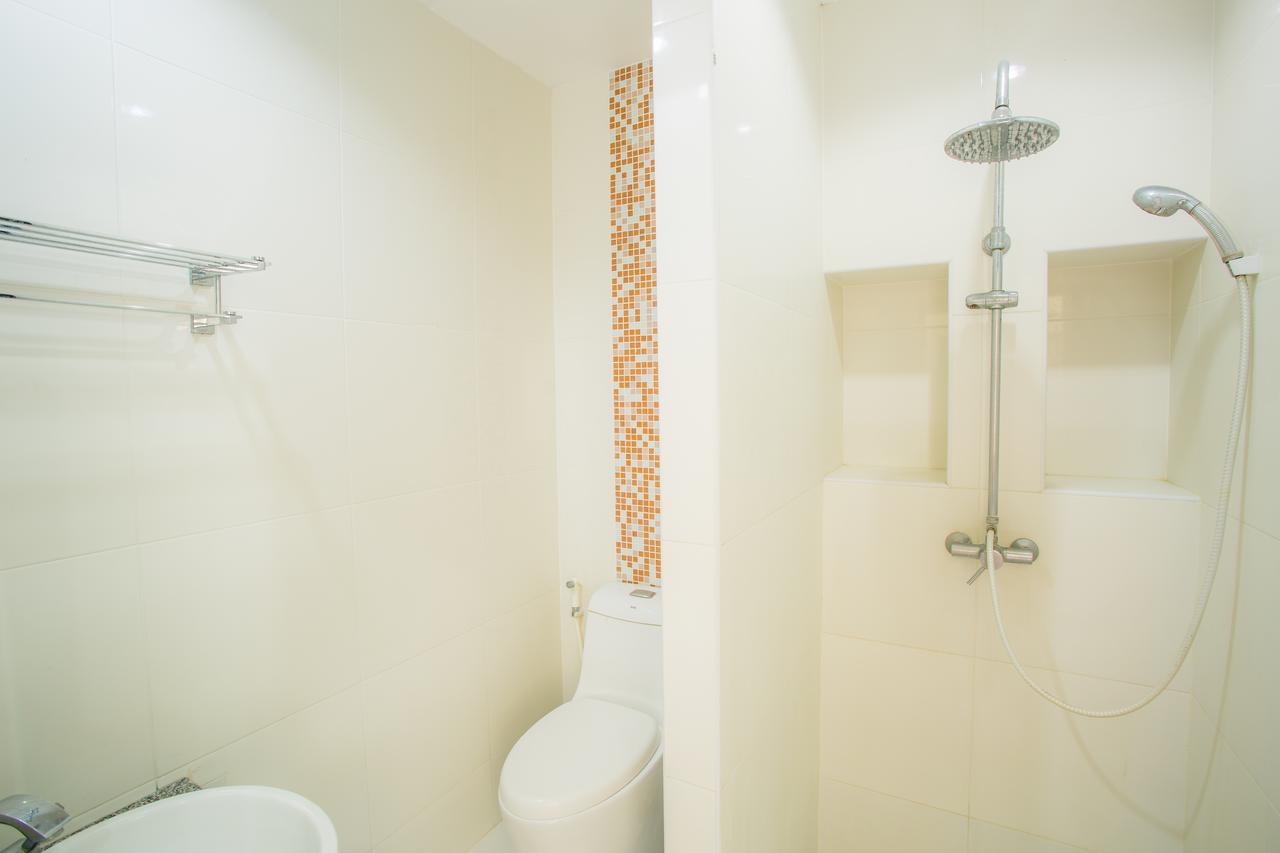 Kanokan Hotel Kanchanaburi Bagian luar foto