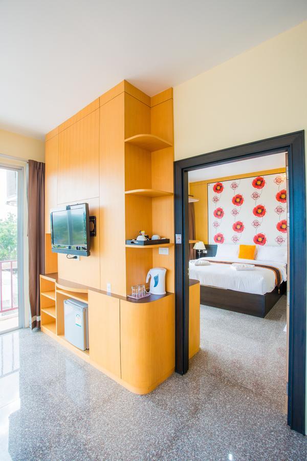 Kanokan Hotel Kanchanaburi Bagian luar foto
