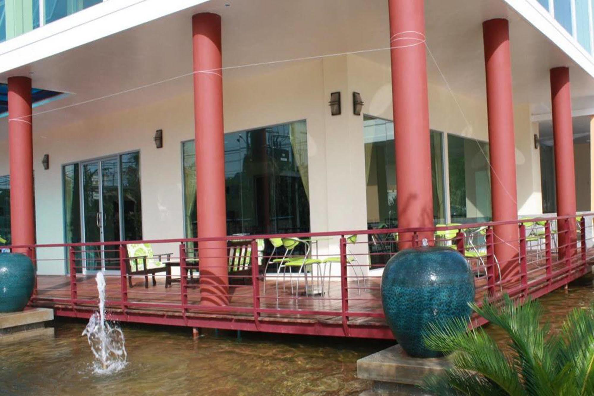 Kanokan Hotel Kanchanaburi Bagian luar foto